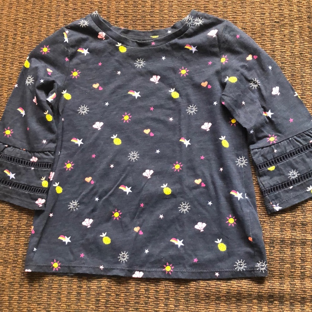 🔴Gap 3/4 bell sleeve top